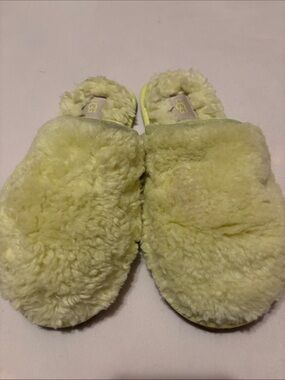 UGG Pollen Fluffette Slippers Size 8